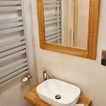 Проживание в семье Palider