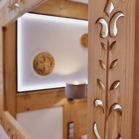 Palider Проживание в семье