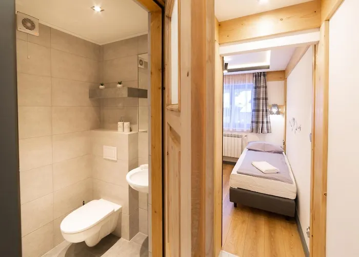 Palider Privatunterkunft